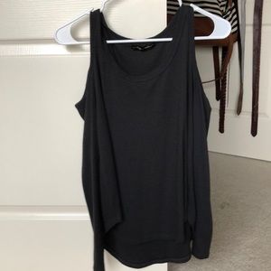 Open shoulder long sleeve top